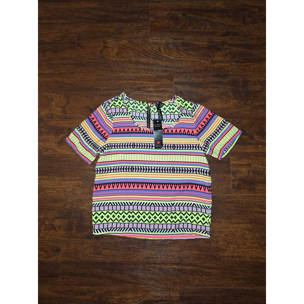 Fun & Flirt short sleeve neon print shirt size XS NWT